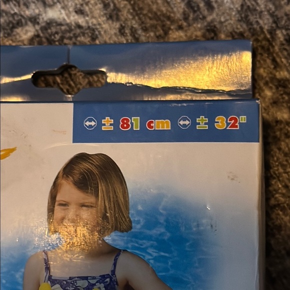 Intex Wet Set Yellow Sun Inflatable Pool Float - Picture 2 of 3